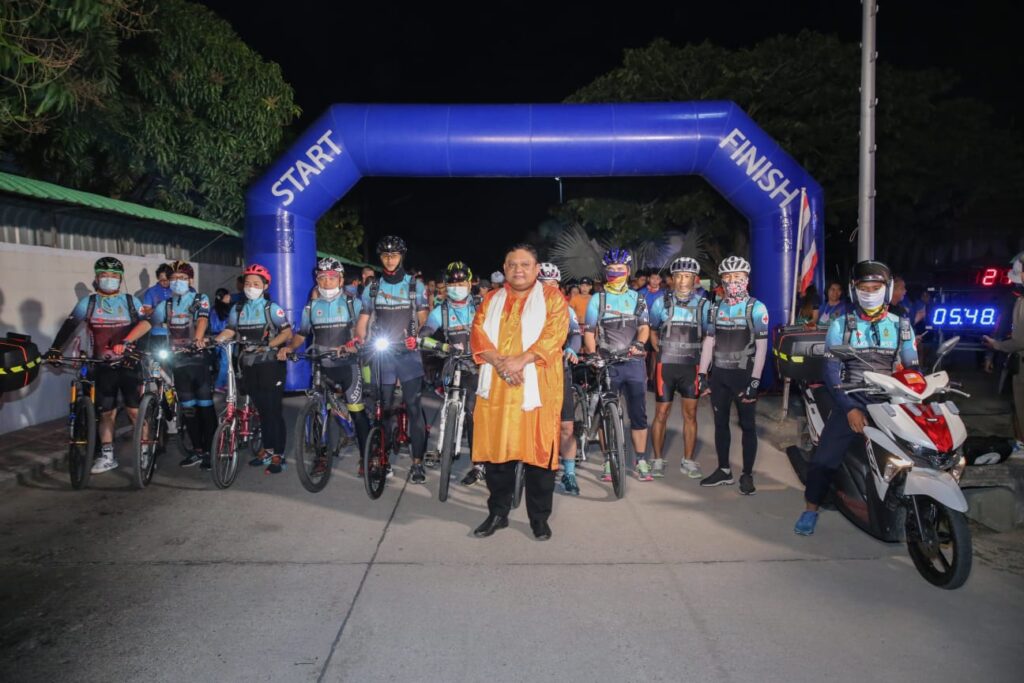 Guruji Shrii Arnav with Officers of the Navy and the Bike Nurse Team